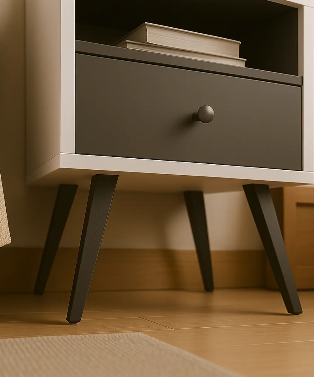 img_wooden_bedside_table_10